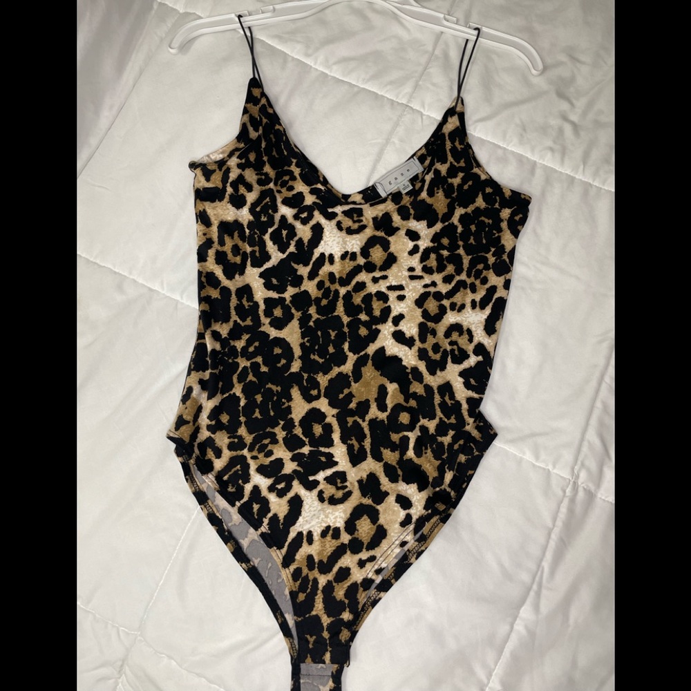 Gaze leopard bodysuit